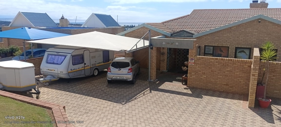 3 Bedroom Property for Sale in Hartenbos Heuwels Western Cape